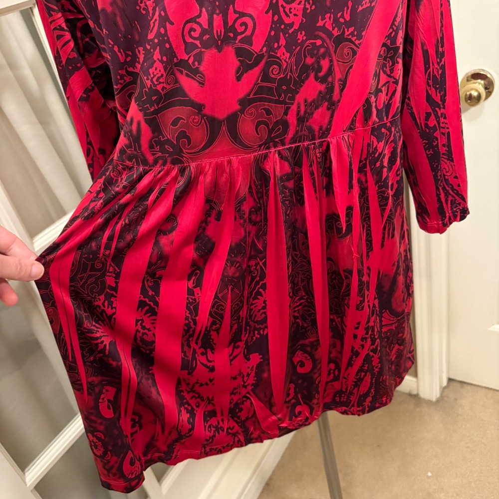 Energé 1X Red Black Abstract Tunic Top Rhinestone Neck Stretch Knit Blouse - Picture 5 of 8